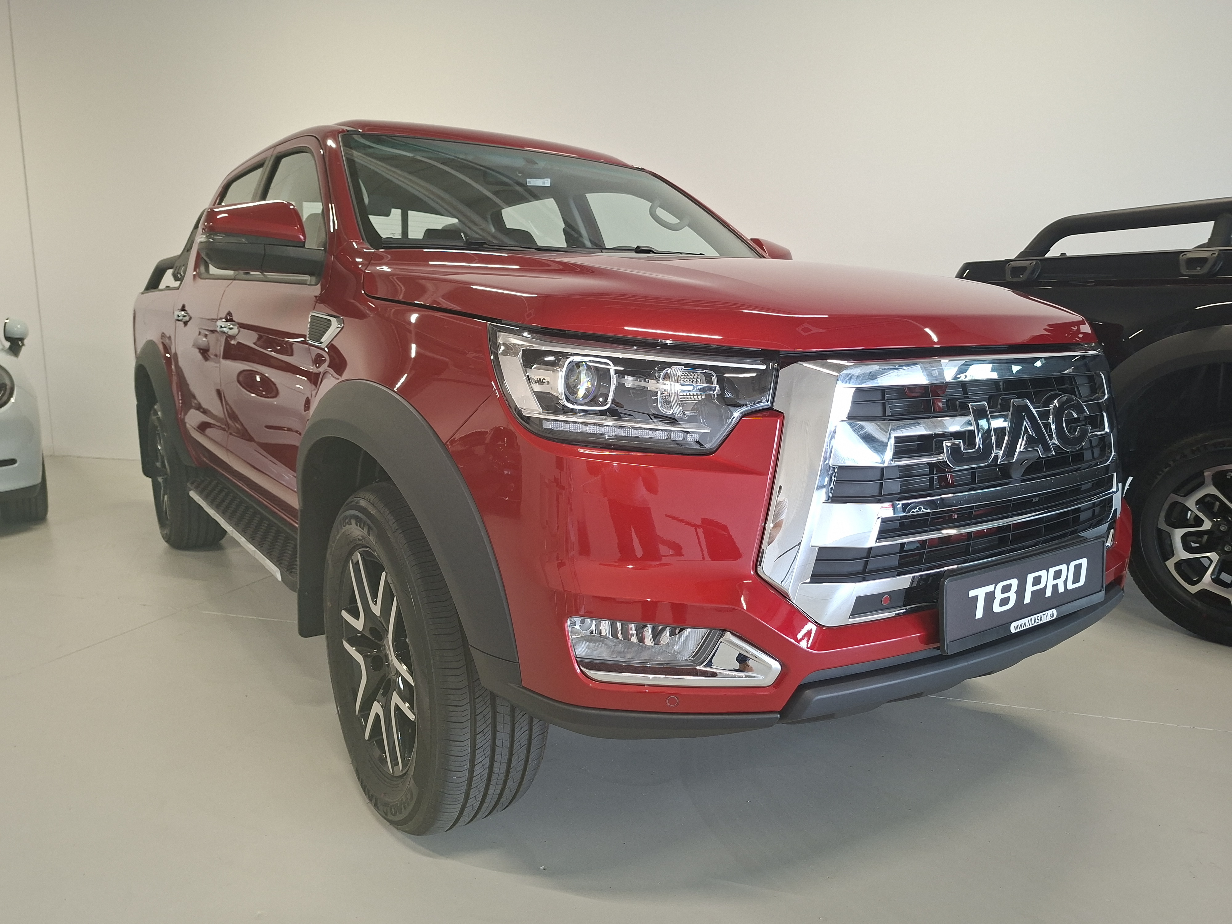 jac T8 Pro