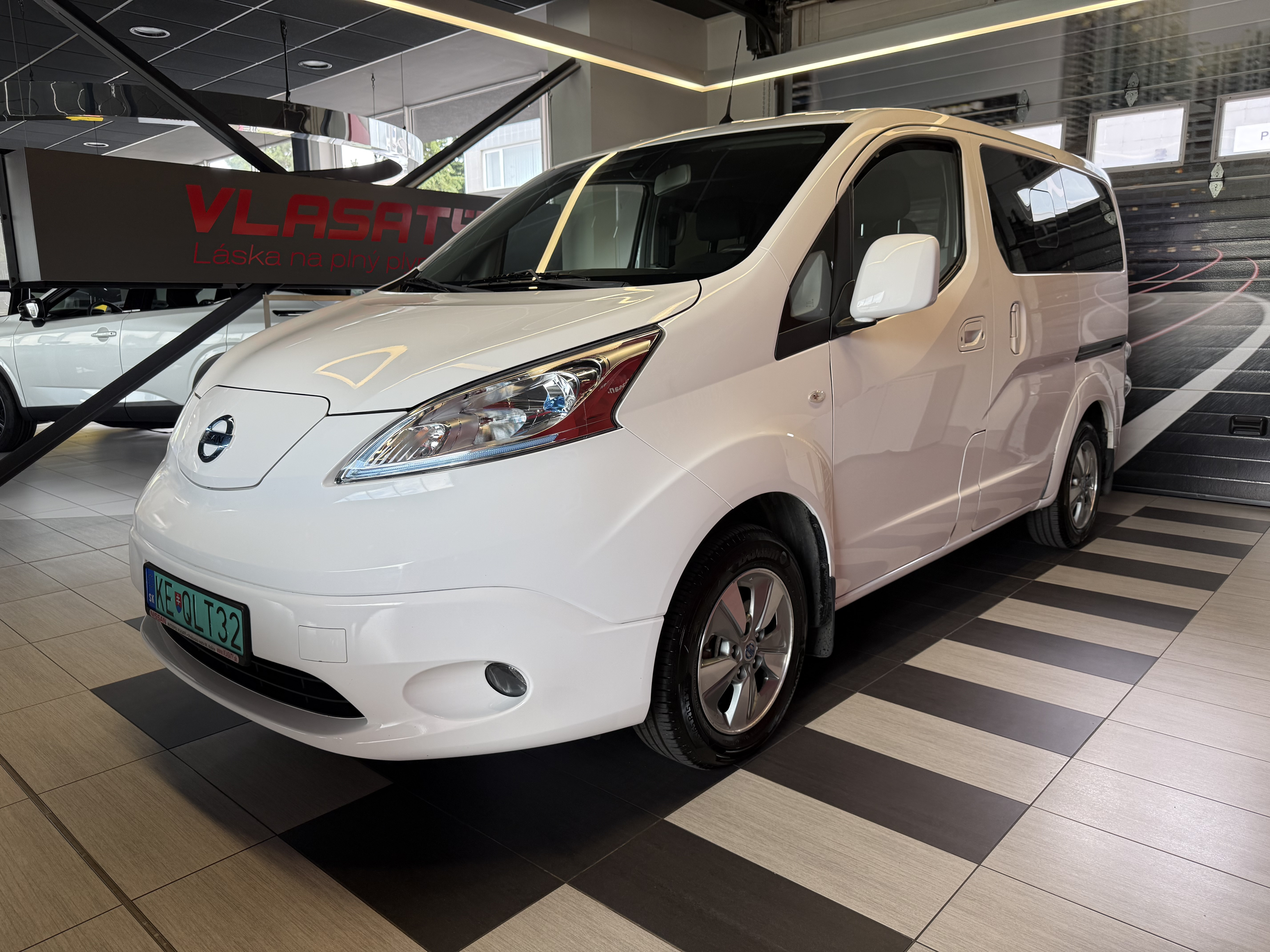 nissan e-NV200 EVALIA 7-miest